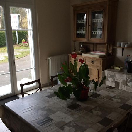 La Demi-Lune Bed and Breakfast Bailleval Exterior foto
