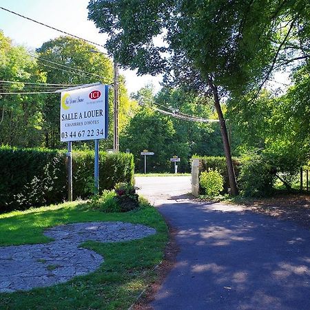La Demi-Lune Bed and Breakfast Bailleval Exterior foto