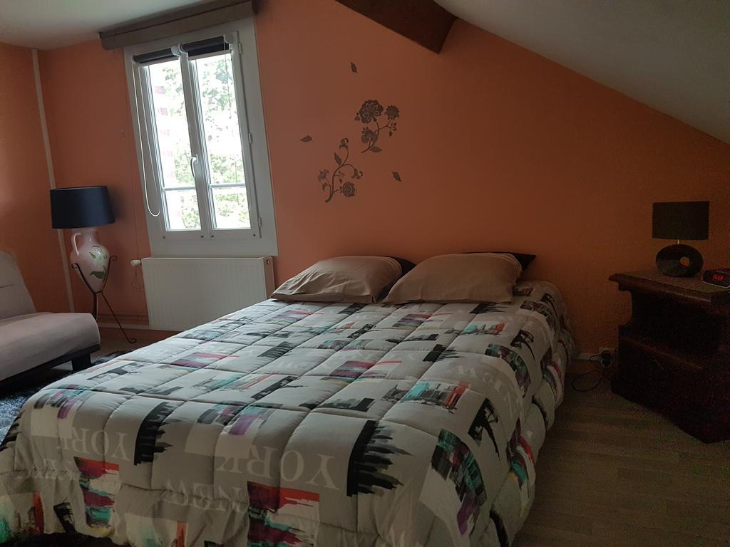 La Demi-Lune Bed and Breakfast Bailleval Exterior foto
